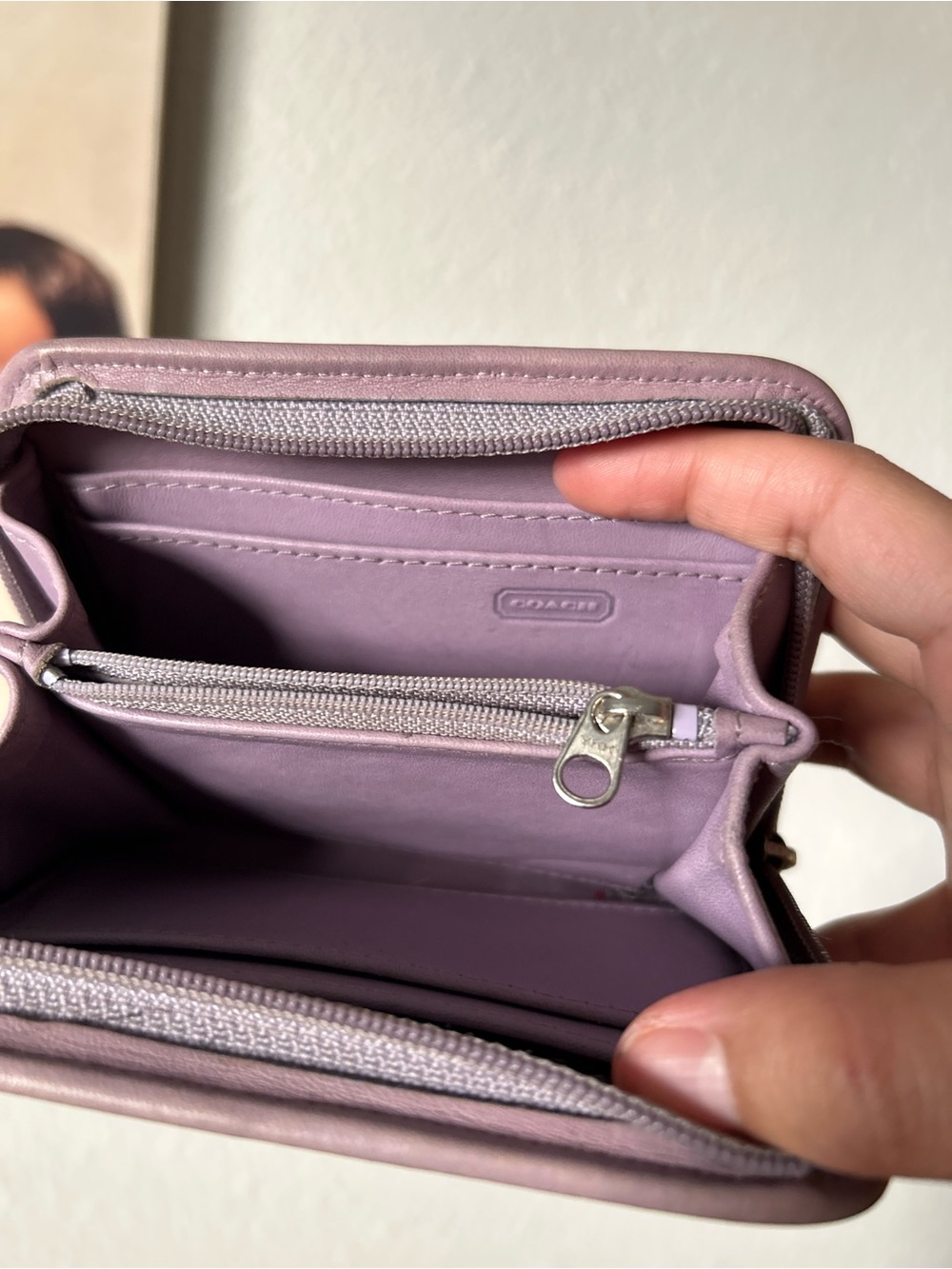 Vintage Coach Lavender Zip-Around Compact Clutch Wallet (Style 6901) - Picture 3 of 12